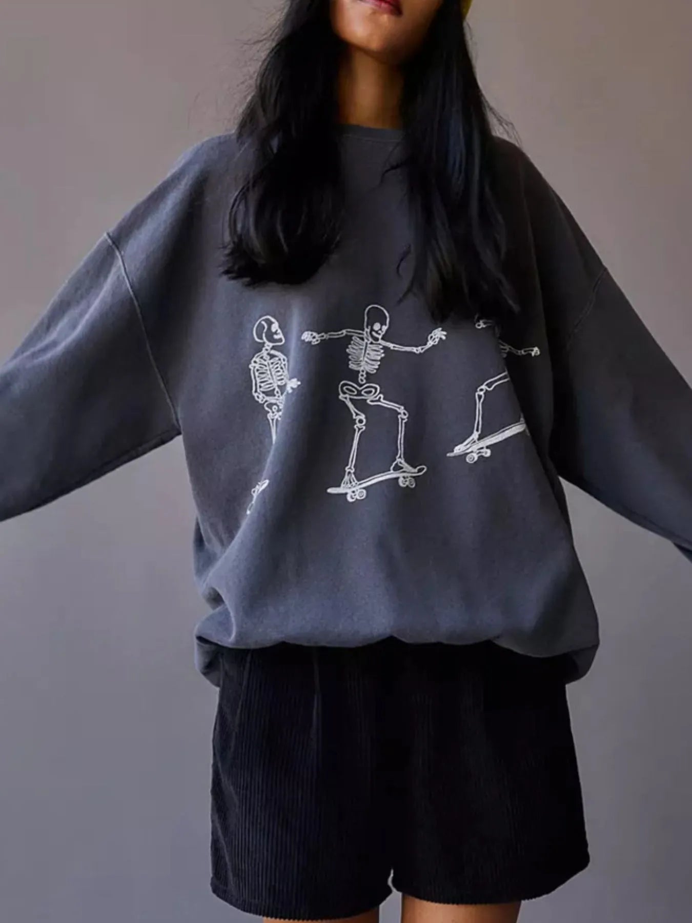 Skeleton Graphic Oversized Sweatshirt – Women’s Casual Streetwear Pullover